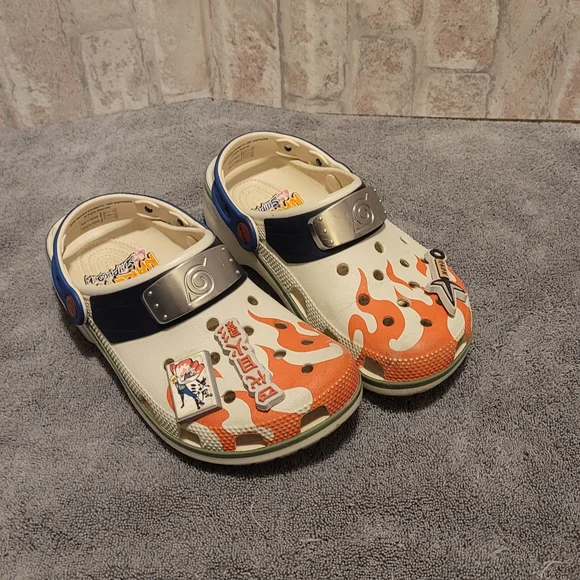 CROCS NARUTO Kids Cream and Orange Flame Slippers - Picture 2 of 6